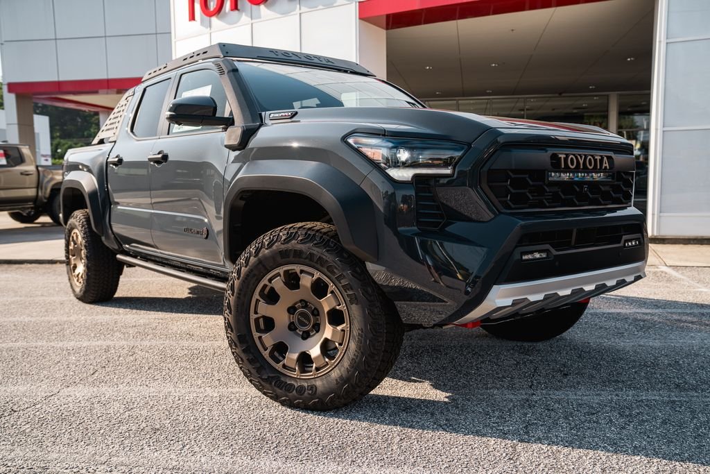 2026 Toyota Tacoma i-FORCE MAX Tacoma Trailhunter