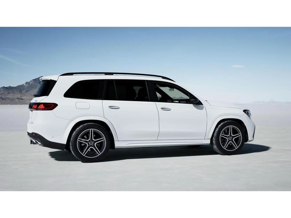New 2027 White Mercedes-Benz GLS 450 image 18