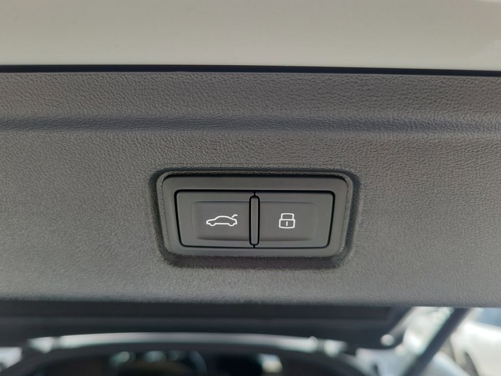 Used 2025 White Audi Premium Plus image 10
