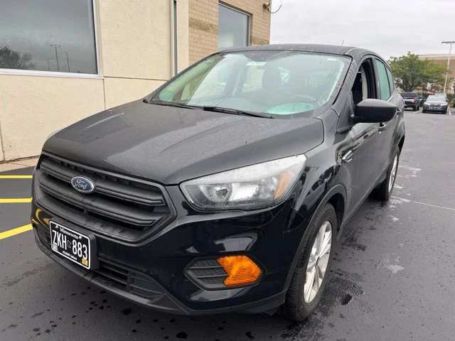 Used 2018 Black Ford S image 4