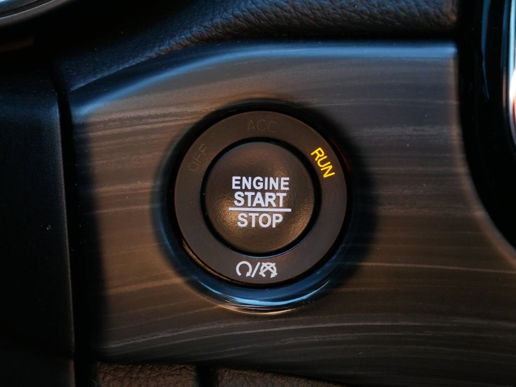 Certified Used 2021 White Jeep Laredo X image 24
