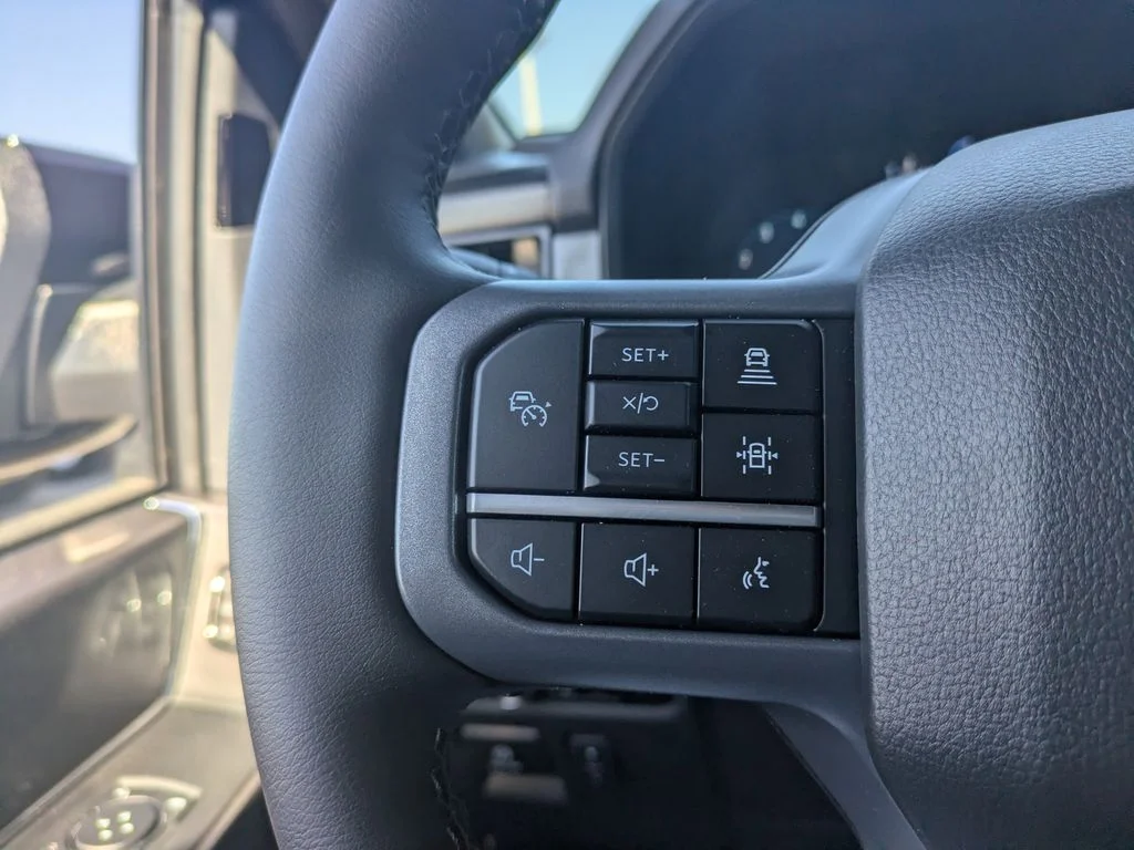 New 2026 Agate Black Metallic Ford Lariat image 30
