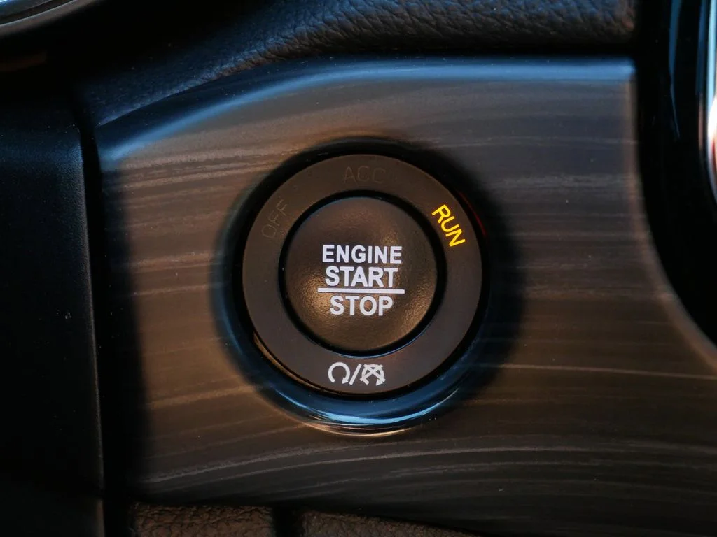 Certified Used 2021 White Jeep Laredo X image 24