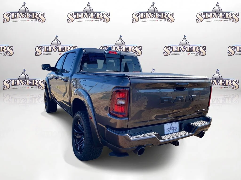 New 2026 Granite Crystal Metallic Clearcoat RAM Big Horn/Lone Star image 4