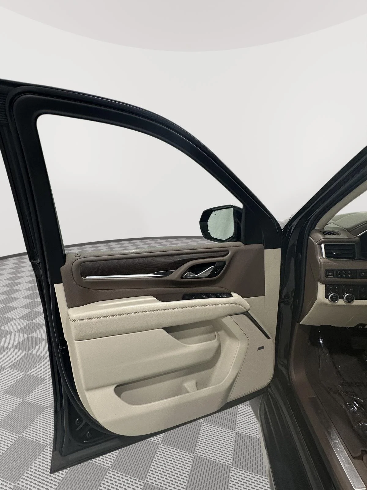 Used 2023 Onyx Black GMC Denali image 17