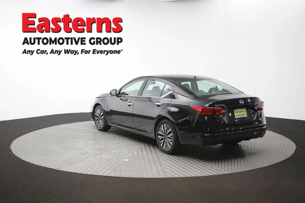 Used 2024 Black Nissan 2.5 SV image 64