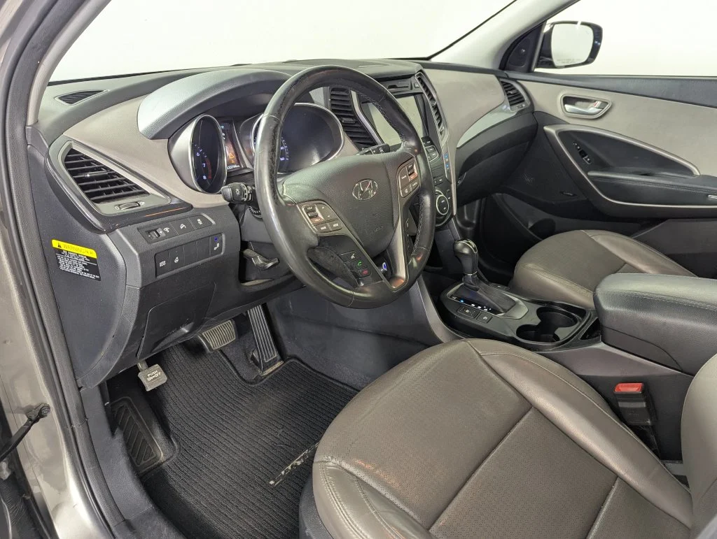 Used 2016 Gray Hyundai 2.0T image 4
