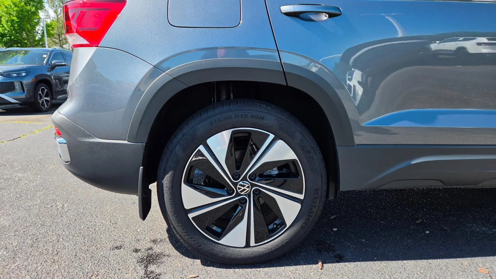 2024 Volkswagen Taos SE - Photo 16