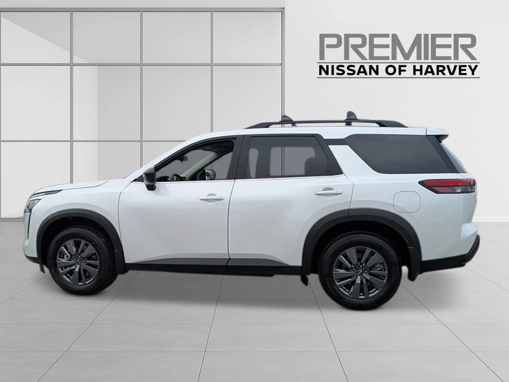New 2026 Everest White Pearl TriCoat Nissan SV image 2