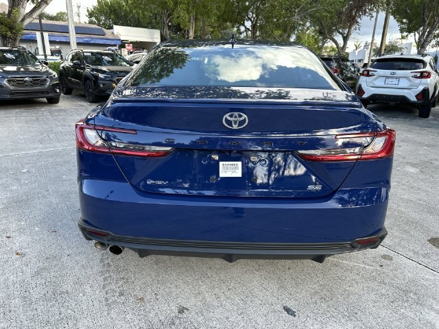 2025 Toyota Camry SE - Photo 24