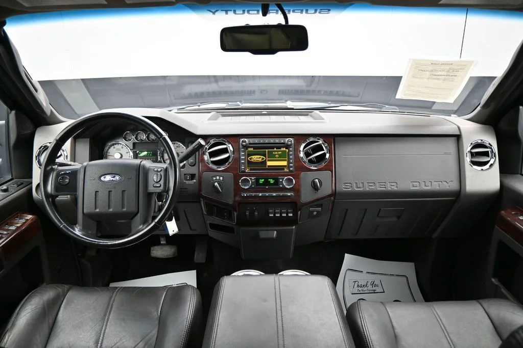 Used 2010  Ford  image 15