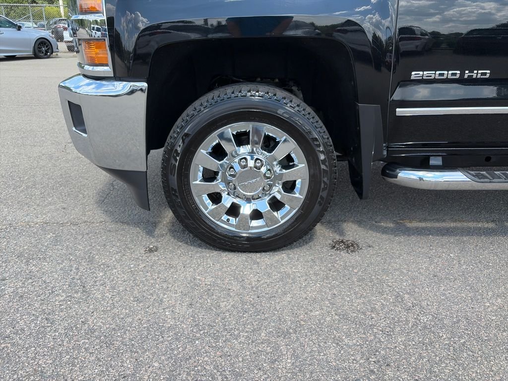 Used 2018 Black Chevrolet LTZ image 26