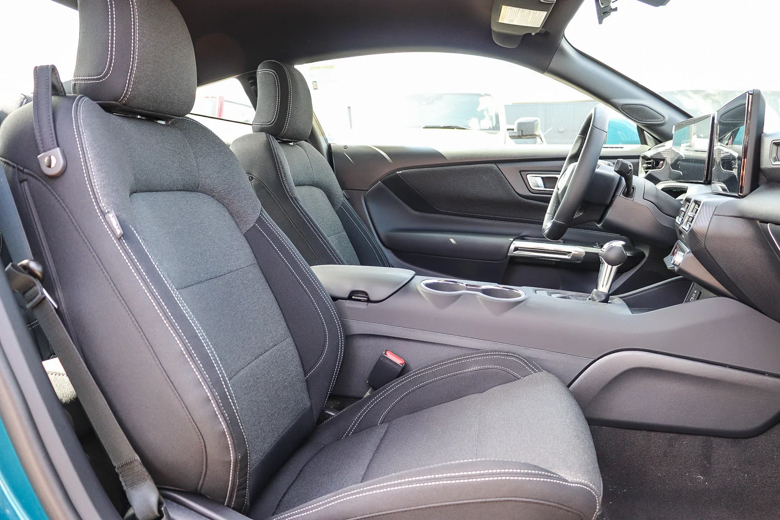 New 2026 Oxford White Ford EcoBoost® Fastback image 19