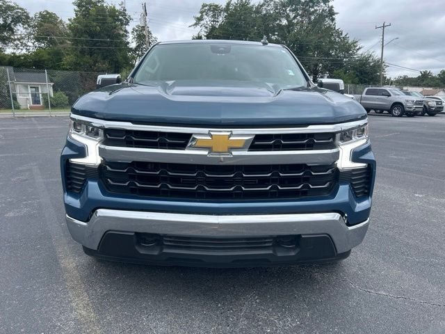 Used 2024 Blue Chevrolet LT image 7