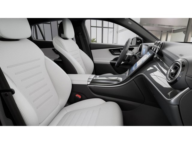 New 2026 Cirrus Silver Metallic Mercedes-Benz GLC 300 4MATIC® Coupe image 4
