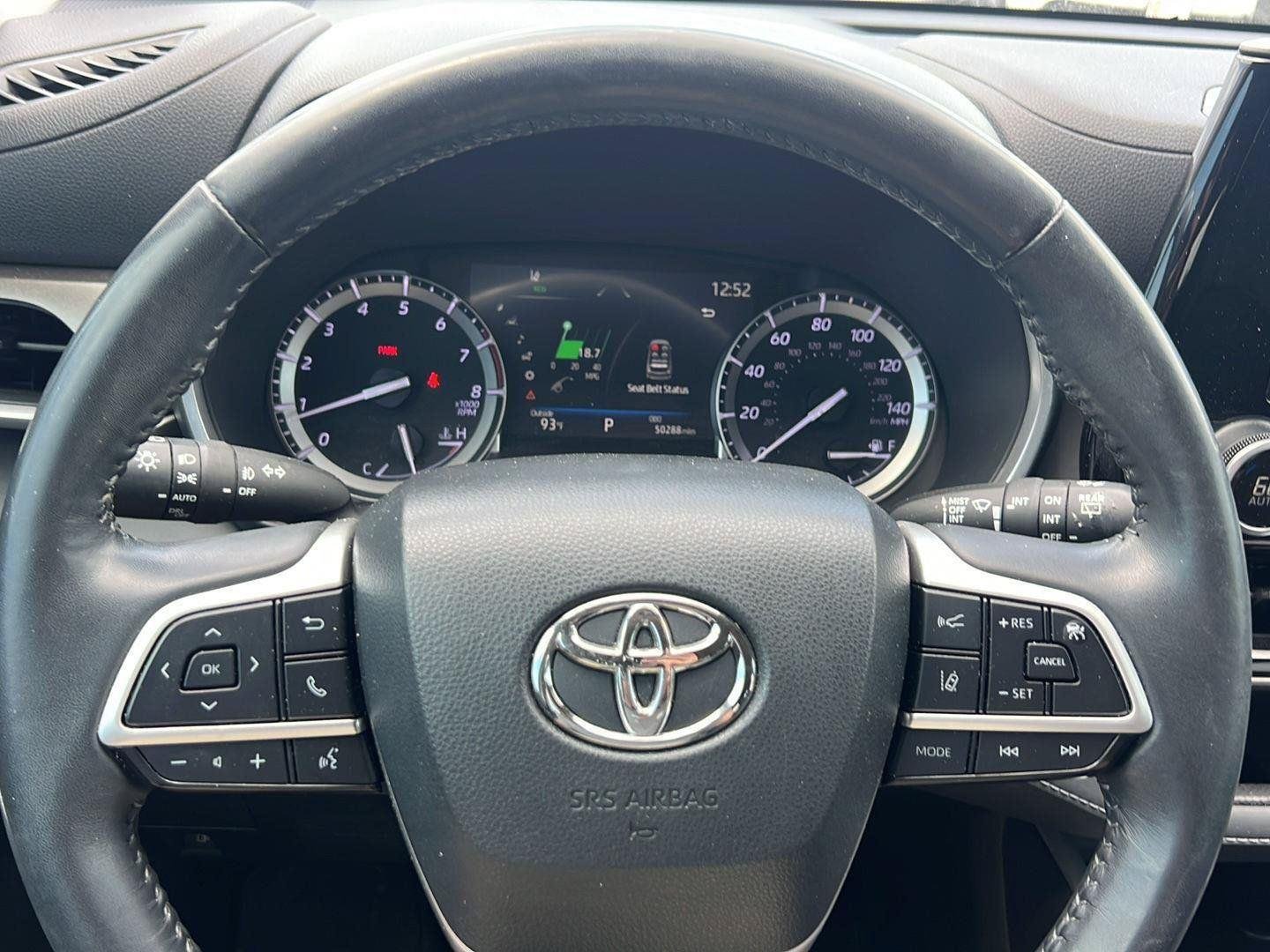 Used 2022 Celestial Silver Metallic Toyota XLE image 12