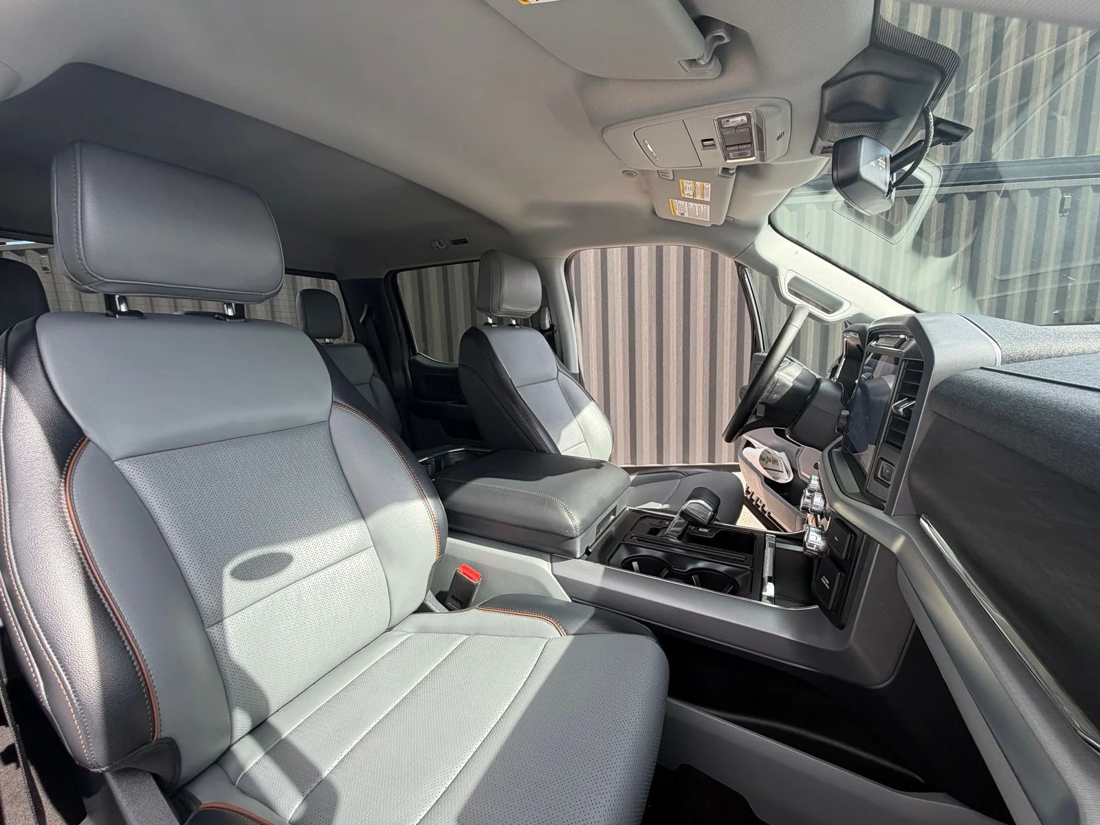 Used 2025 Black Ford Lariat image 32