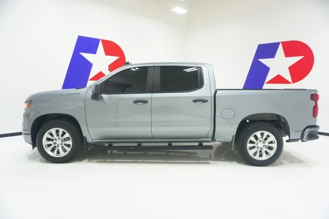 Used 2024 Slate Gray Metallic Chevrolet Custom image 11