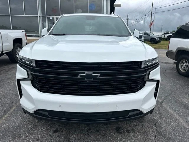 Used 2023 White Chevrolet RST image 3