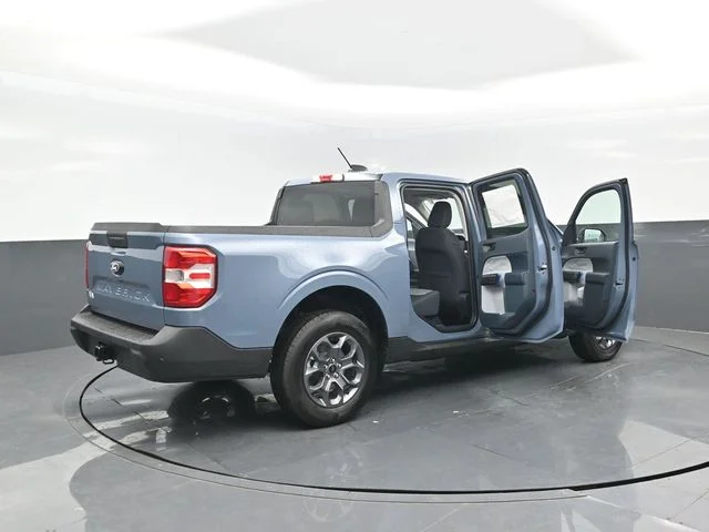 New 2026 Azure Gray Metallic Tri-Coat Ford XLT image 25