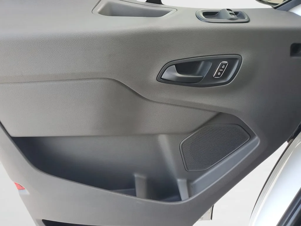 Used 2023 White Ford T150 LOW RF RWD image 18