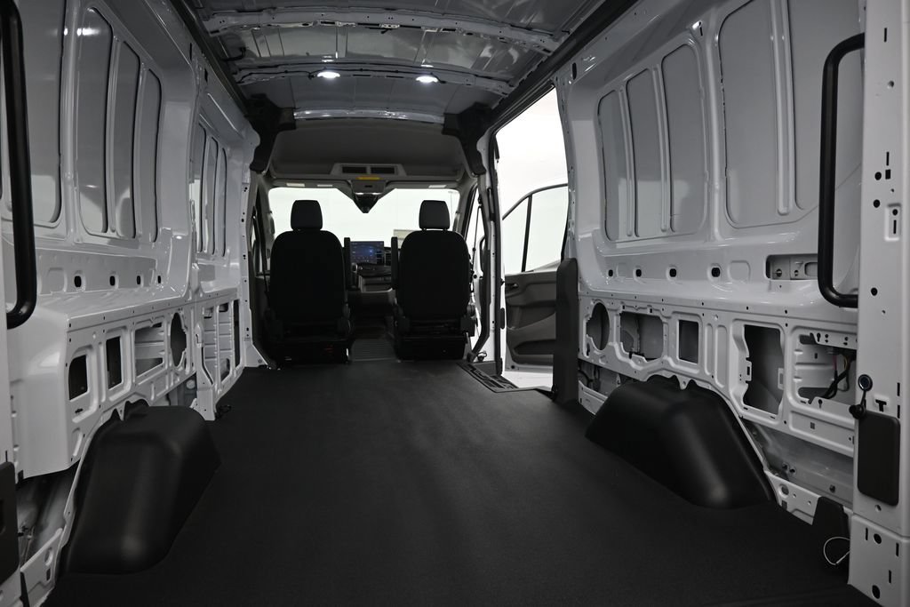 New 2026 White Ford Base image 19