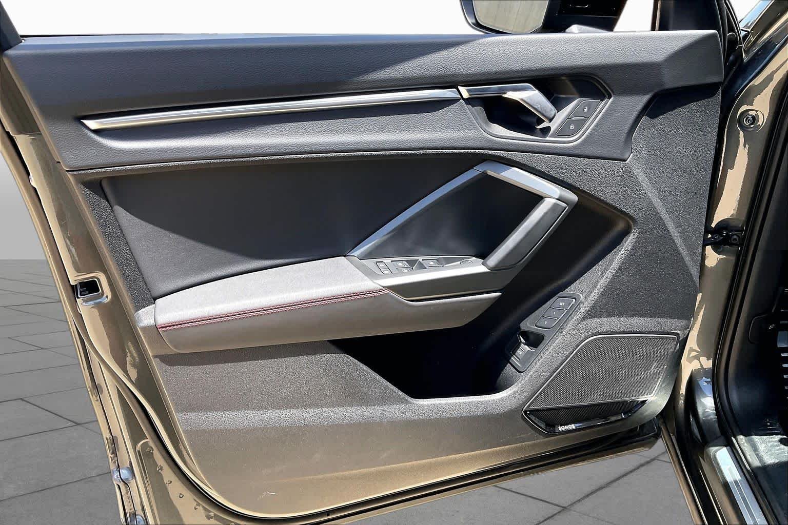 Used 2025 Daytona Gray Pearl Effect Audi S line Premium Plus image 22