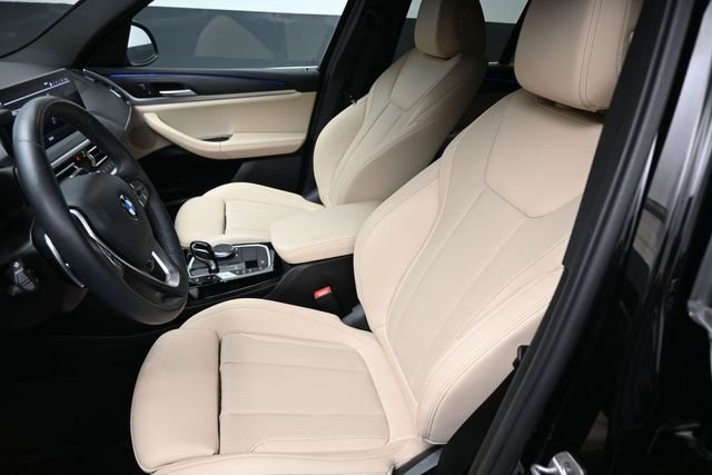 Used 2024 Black BMW sDrive30i image 33