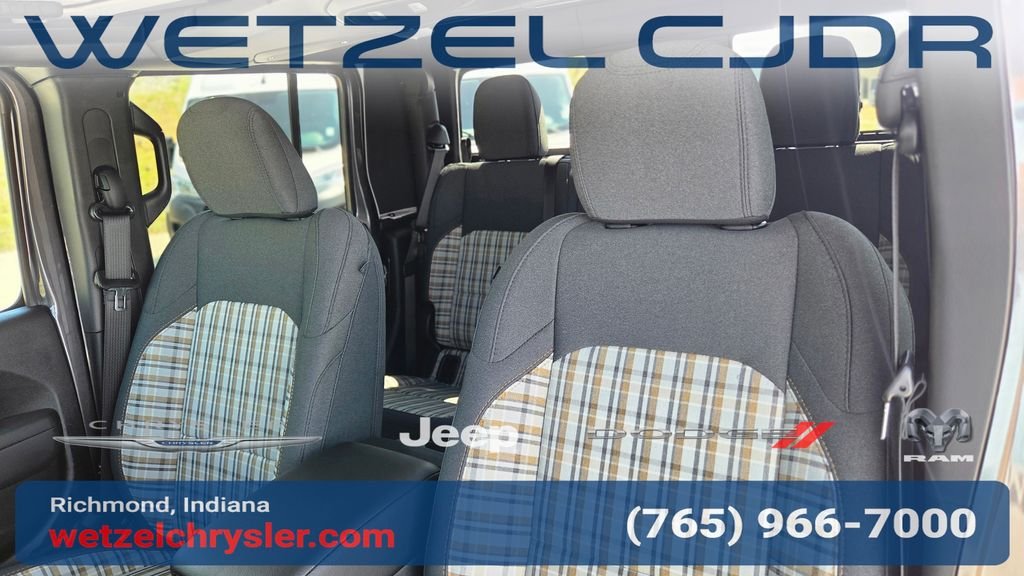 New 2026 Granite Crystal Metallic Clear-Coat Exterior Paint Jeep 85th Anniversary Edition image 15