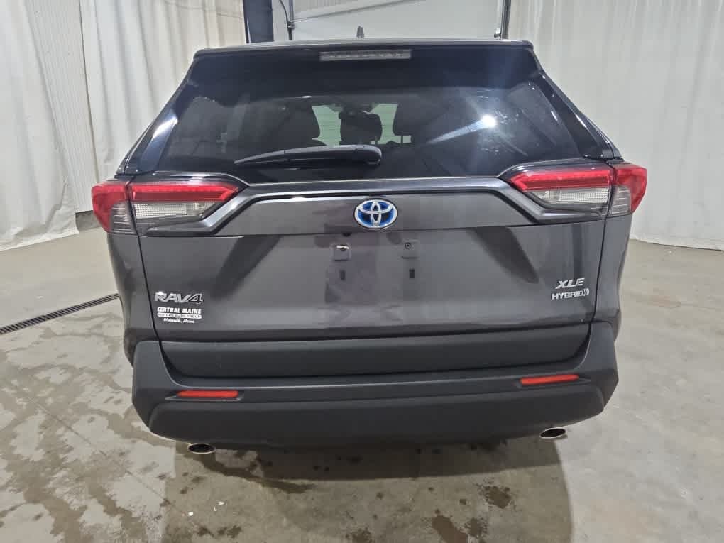Used 2020 Magnetic Gray Metallic Toyota Hybrid XLE image 5