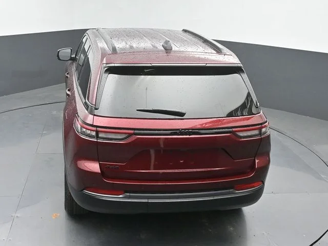 New 2026 Velvet Red Pearlcoat Jeep Altitude image 38