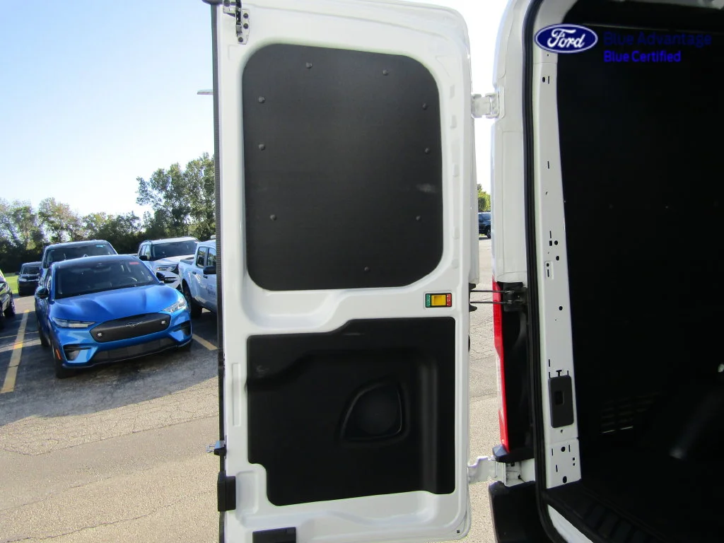 Certified Used 2026 Oxford White Ford Base image 15