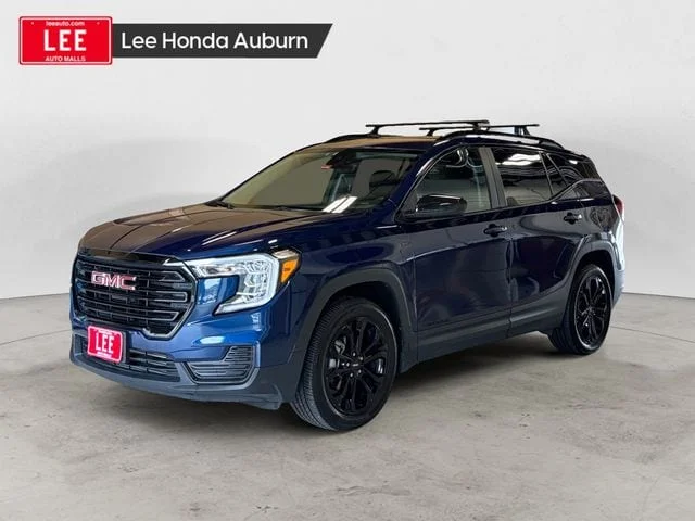 Used 2022 Marine GMC SLE image 1