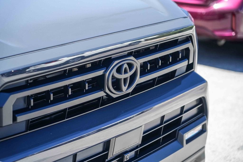 Used 2025 Gray Toyota SR5 image 3