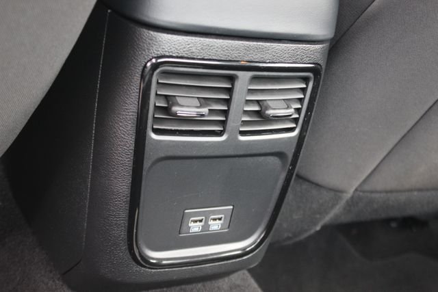 Used 2023 Silver Dodge SXT image 23