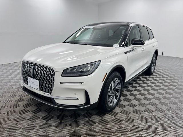 Used 2023 White Lincoln Standard image 2