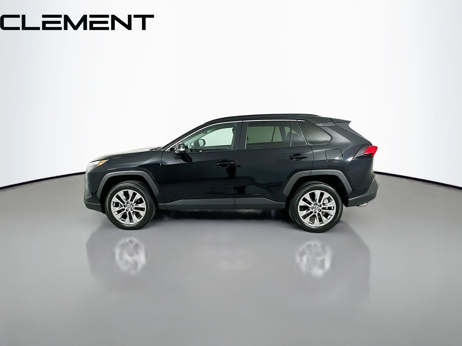 2023 Toyota RAV4 XLE Premium - Photo 6
