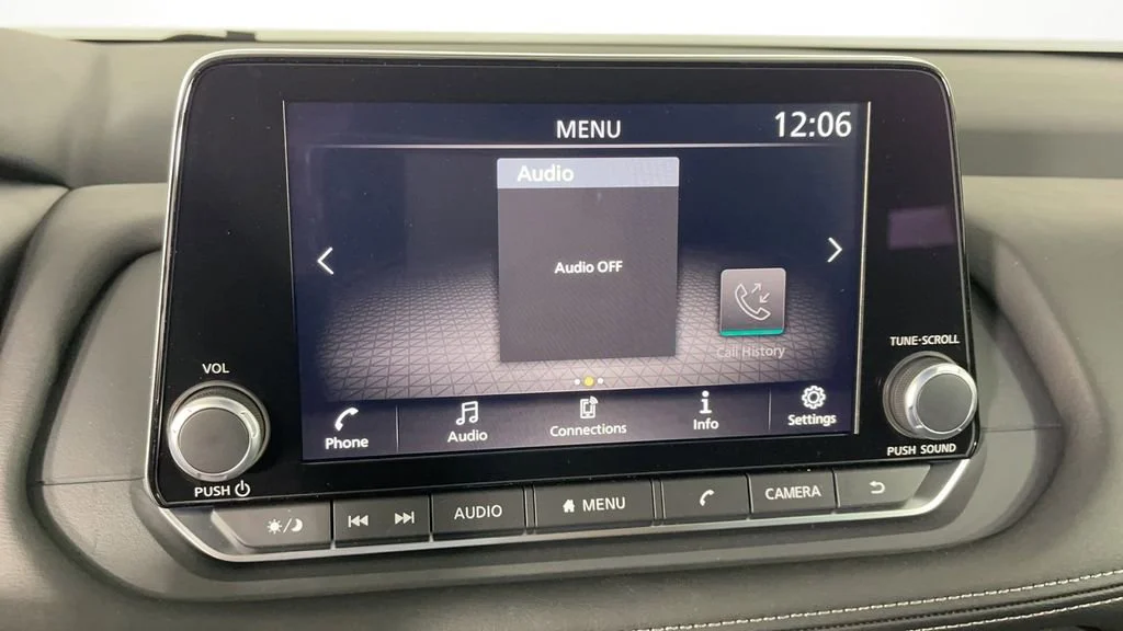 2025 Nissan Rogue S - Photo 21