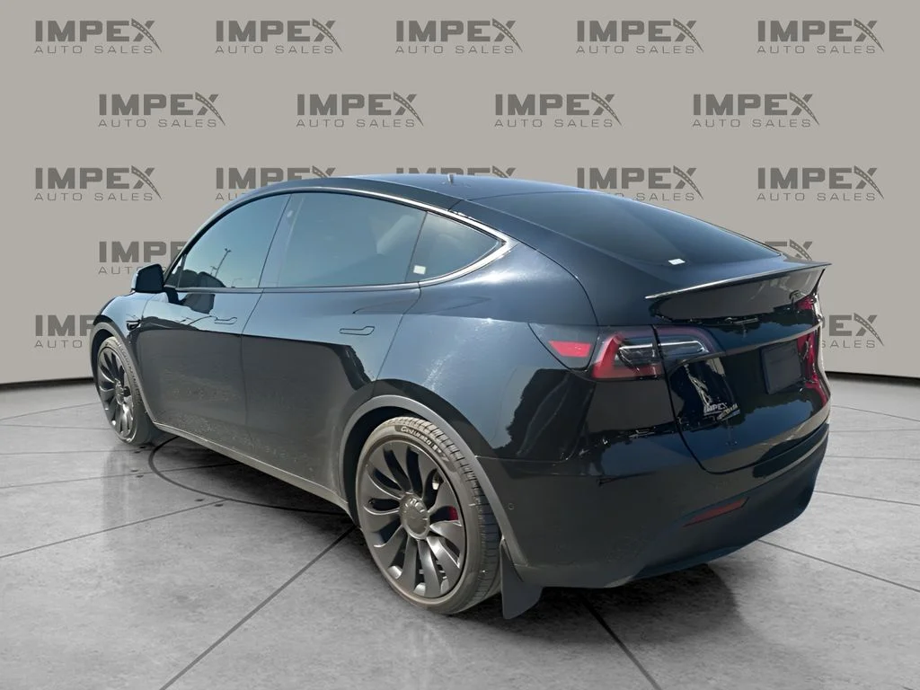 Used 2022 Black Tesla Performance image 3
