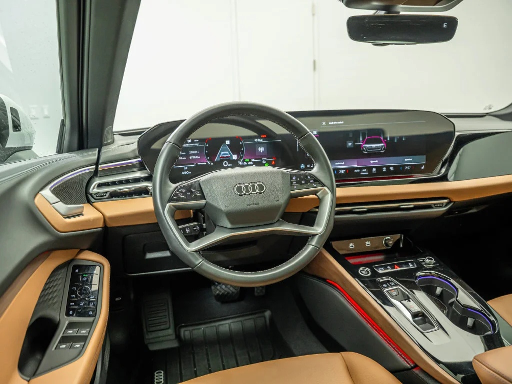 Used 2025 Glacier White Audi 2.0T Premium image 29