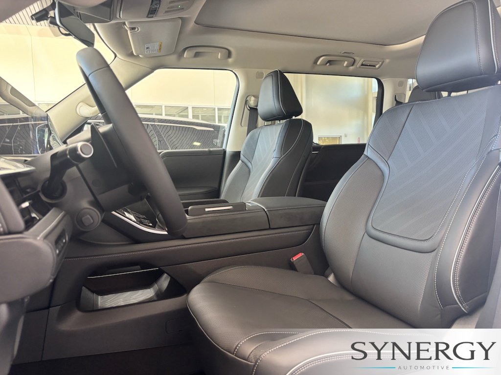 New 2027 Radiant White INFINITI LUXE image 20