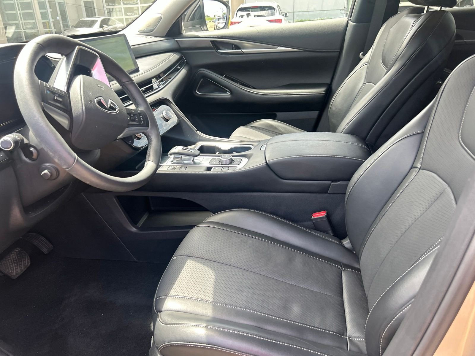 Used 2026 Silver INFINITI LUXE image 7