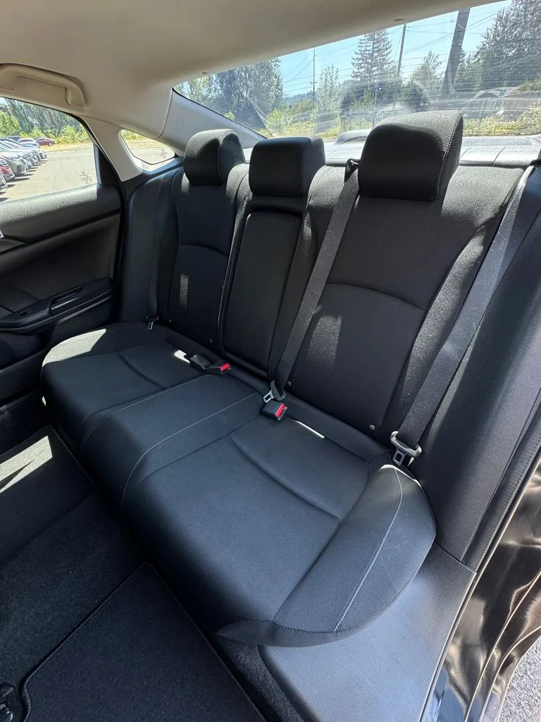 Used 2016 Black Honda EX-T image 21