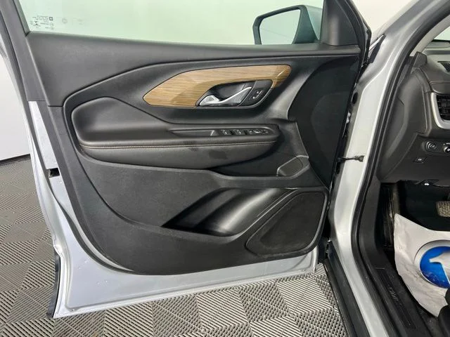 Used 2021 Silver GMC SLE image 14