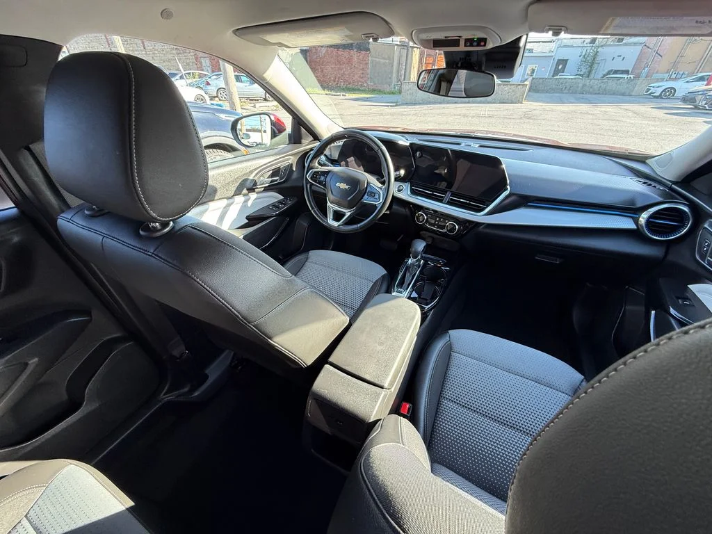 Used 2025 Red Chevrolet LT image 19