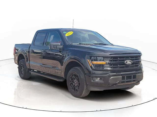 Used 2024 Black Ford XLT image 3