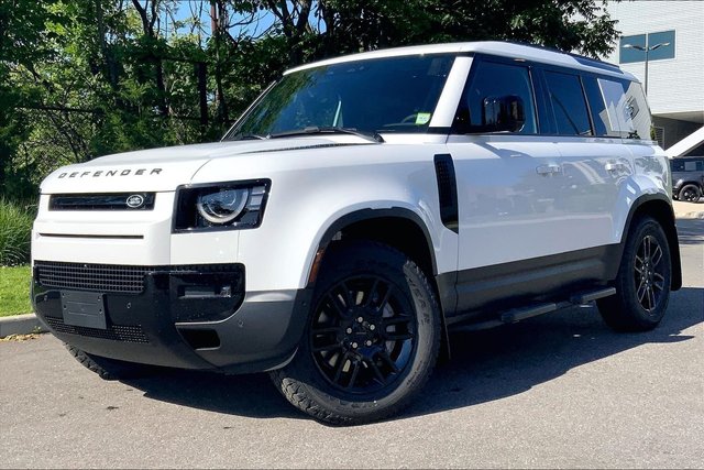 2026 LAND ROVER Defender 110 S