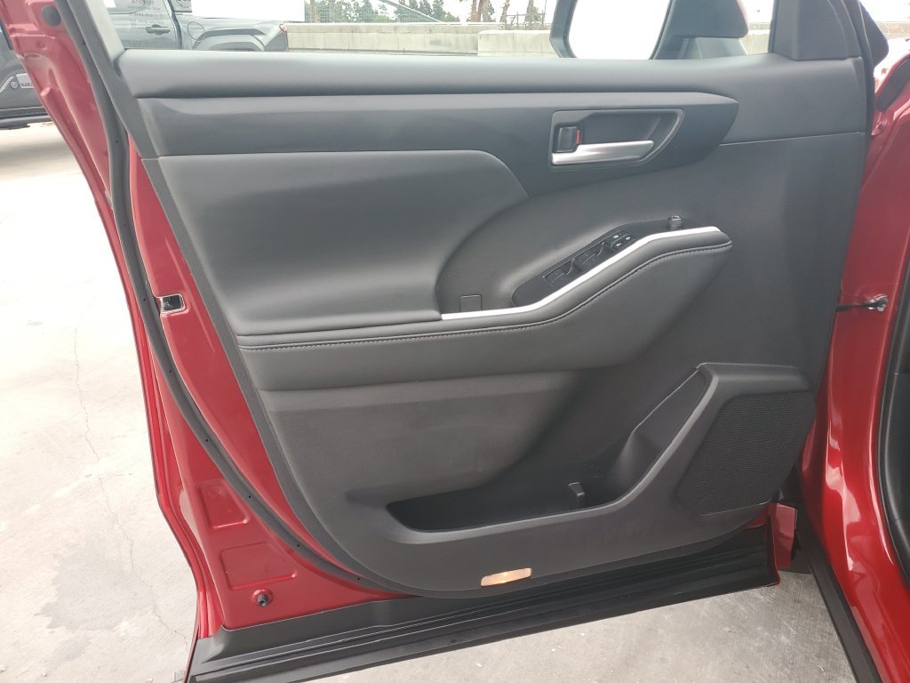 Certified Used 2025 Burgundy Toyota XLE image 21