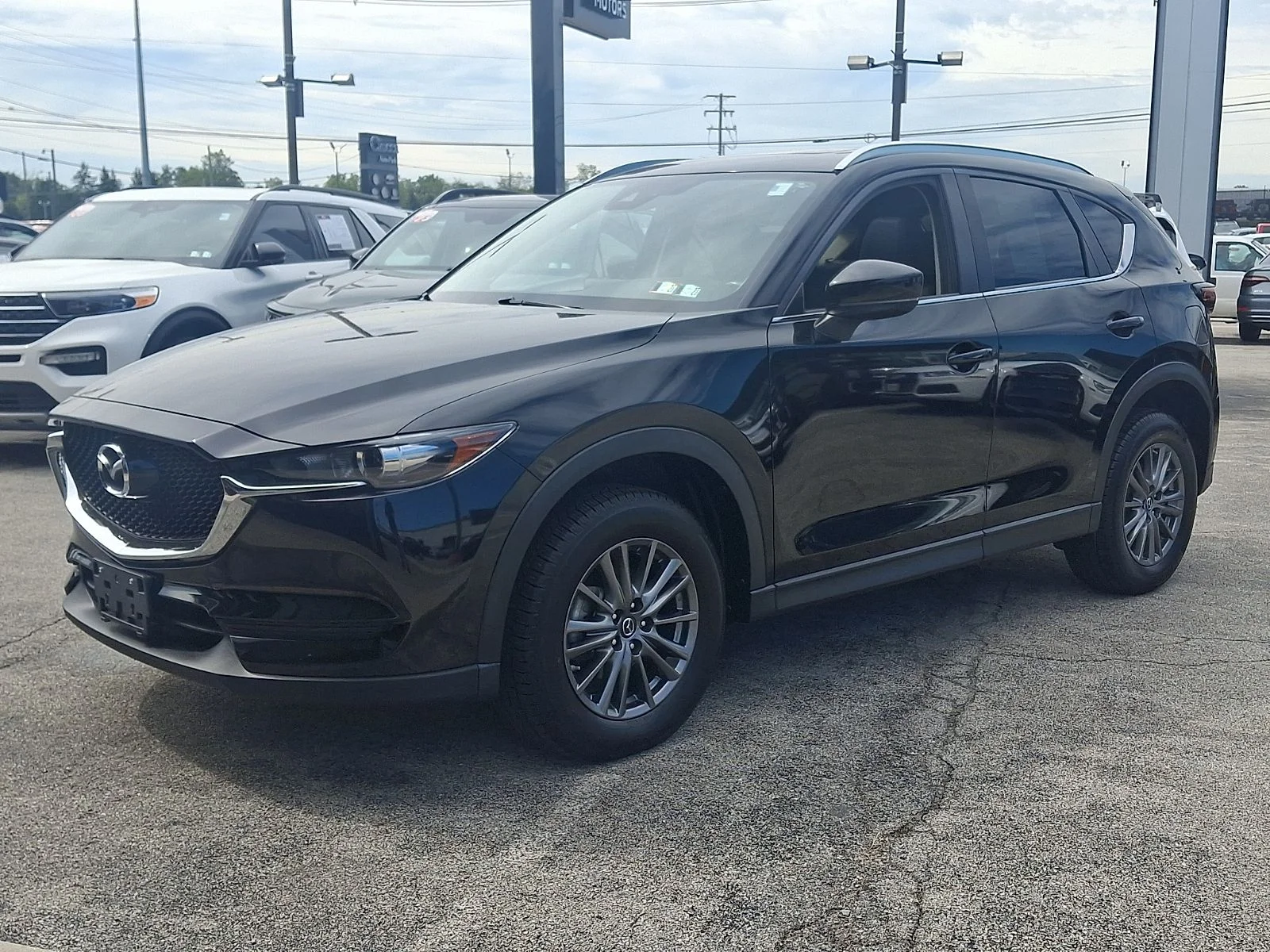 Used 2017 Black Mazda Touring image 6