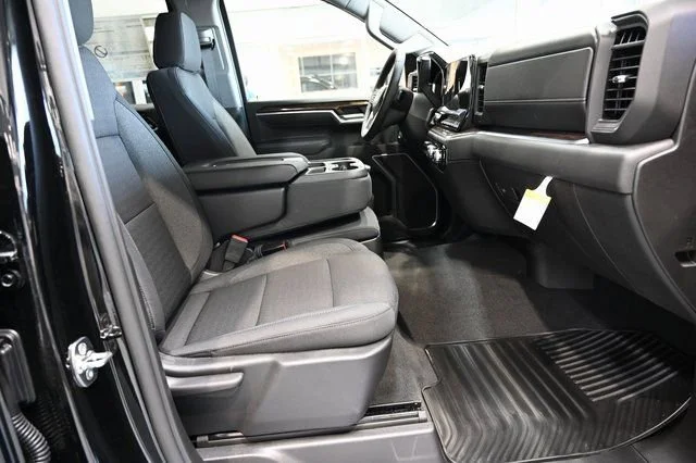 2026 GMC Sierra 1500 SLE - Photo 13